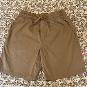 Wonder Nation Boy Khaki shorts size 10-12